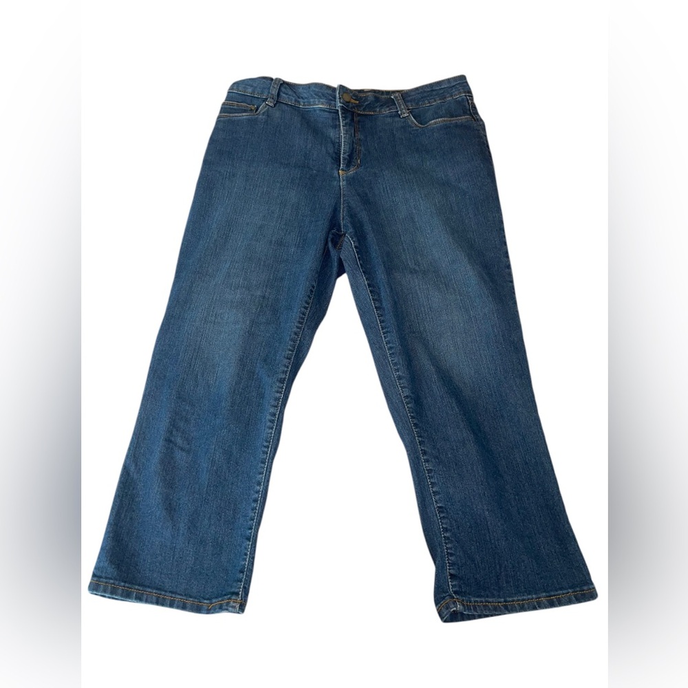Women’s Croft & Barrow Classic Fit Capri Jeans Size 12